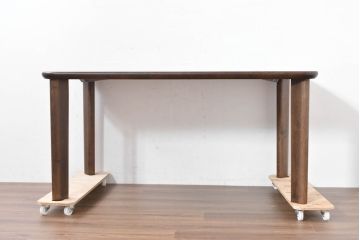 中古　美品　カリモク家具(karimoku)　DT8511　ナラ材　ナシンプルデザインでどんなインテリアにも馴染むダイニングテーブル(食卓、作業台、机、4人掛け、6人掛け)(定価約14万円)(R-084321)