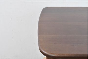 中古　美品　カリモク家具(karimoku)　DT8511　ナラ材　ナシンプルデザインでどんなインテリアにも馴染むダイニングテーブル(食卓、作業台、机、4人掛け、6人掛け)(定価約14万円)(R-084321)