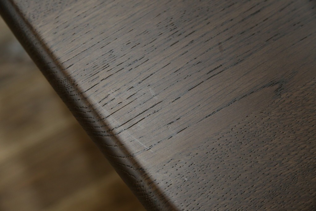 中古　美品　カリモク家具(karimoku)　DT8511　ナラ材　ナシンプルデザインでどんなインテリアにも馴染むダイニングテーブル　定価約14万円相当　(R-084321)