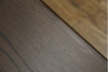 中古　美品　カリモク家具(karimoku)　DT8511　ナラ材　ナシンプルデザインでどんなインテリアにも馴染むダイニングテーブル　定価約14万円相当　(R-084321)