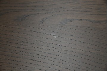 中古　美品　カリモク家具(karimoku)　DT8511　ナラ材　ナシンプルデザインでどんなインテリアにも馴染むダイニングテーブル　定価約14万円相当　(R-084321)