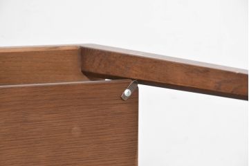 中古　美品　カリモク家具(karimoku)　ナラ材　チュラルで落ち着いた空間を演出するシンプルなローテーブル(センターテーブル、リビングテーブル)(R-084322)
