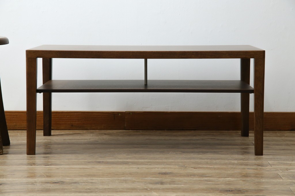 中古　美品　カリモク家具(karimoku)　ナラ材　チュラルで落ち着いた空間を演出するシンプルなローテーブル　(R-084322)