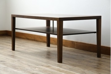 中古　美品　カリモク家具(karimoku)　ナラ材　チュラルで落ち着いた空間を演出するシンプルなローテーブル　(R-084322)