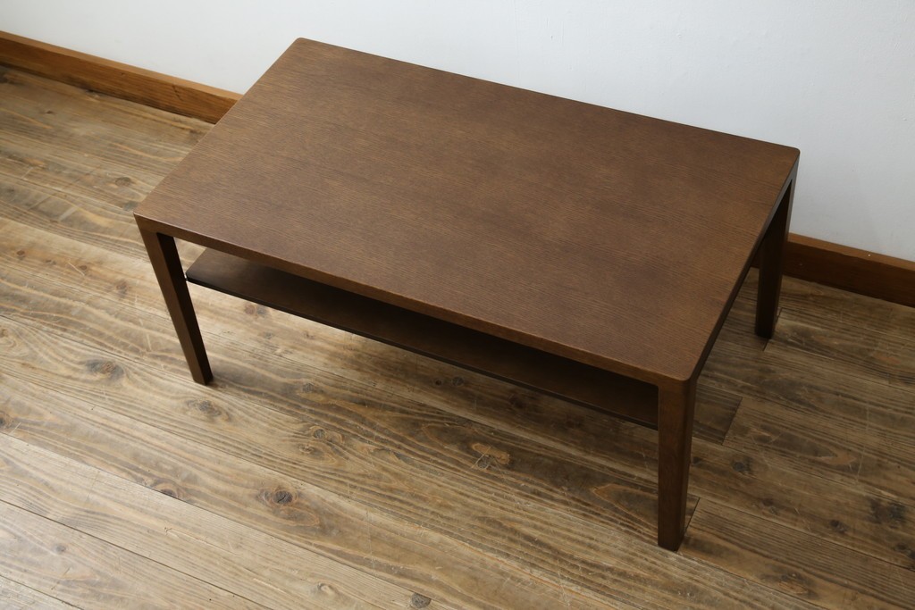 中古　美品　カリモク家具(karimoku)　ナラ材　チュラルで落ち着いた空間を演出するシンプルなローテーブル　(R-084322)