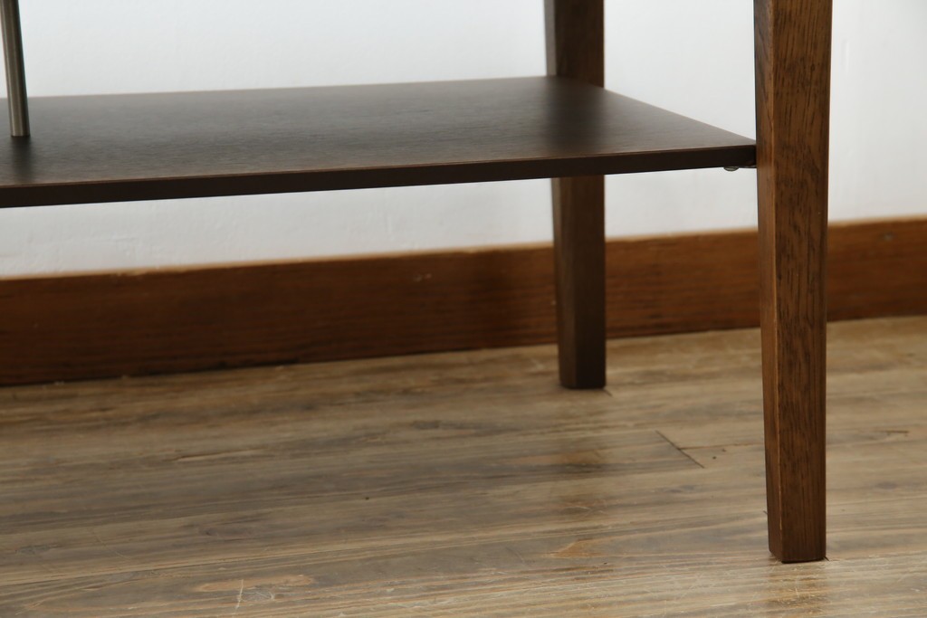 中古　美品　カリモク家具(karimoku)　ナラ材　チュラルで落ち着いた空間を演出するシンプルなローテーブル　(R-084322)