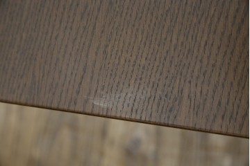 中古　美品　カリモク家具(karimoku)　ナラ材　チュラルで落ち着いた空間を演出するシンプルなローテーブル　(R-084322)