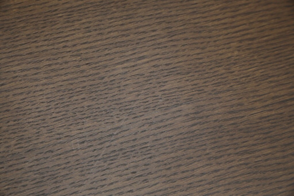 中古　美品　カリモク家具(karimoku)　ナラ材　チュラルで落ち着いた空間を演出するシンプルなローテーブル　(R-084322)