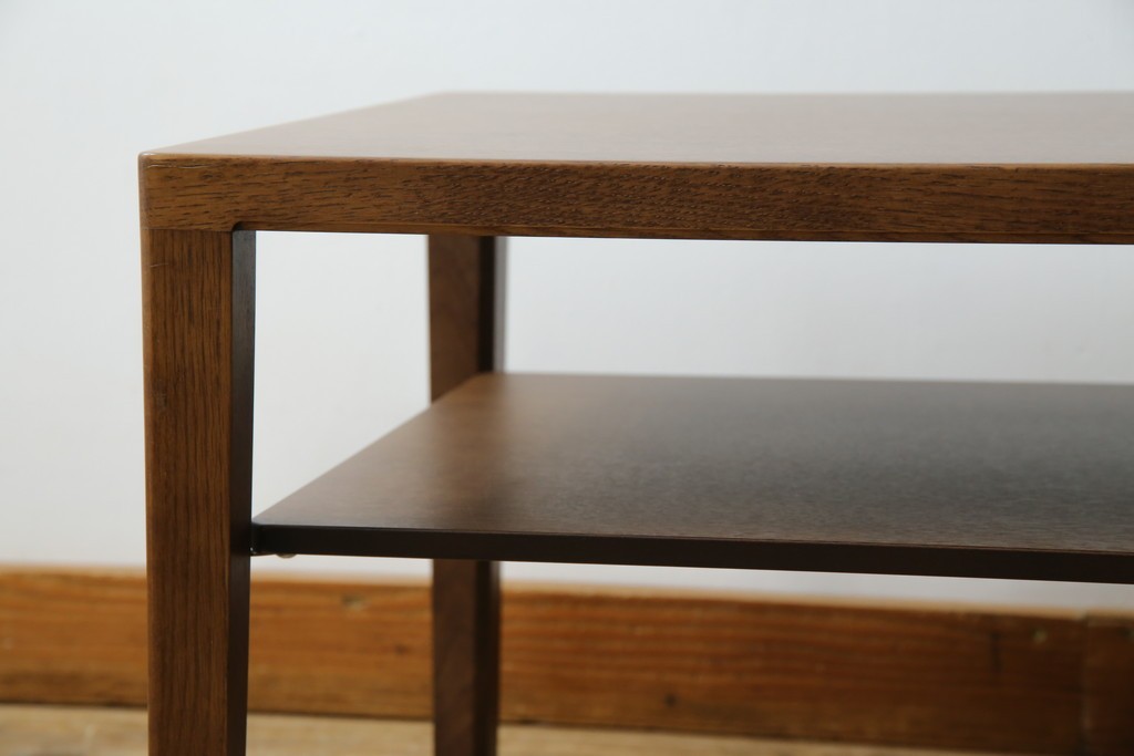 中古　美品　カリモク家具(karimoku)　ナラ材　チュラルで落ち着いた空間を演出するシンプルなローテーブル　(R-084322)