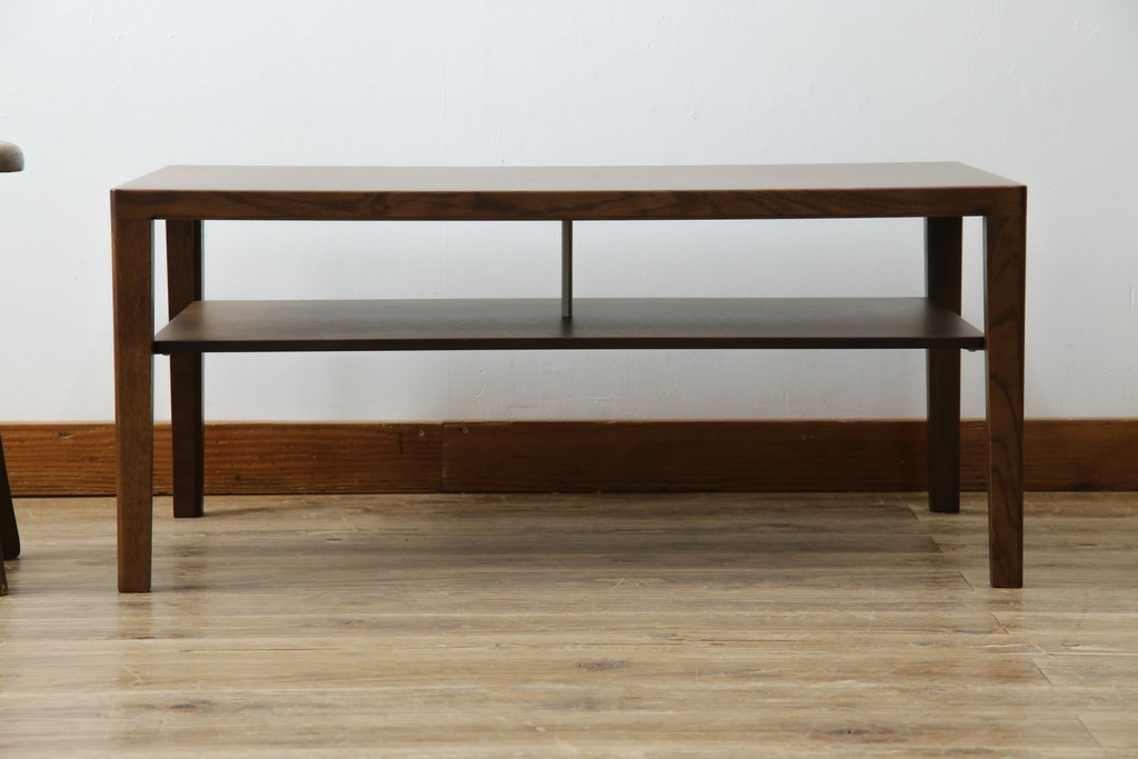 中古　美品　カリモク家具(karimoku)　ナラ材　チュラルで落ち着いた空間を演出するシンプルなローテーブル　(R-084322)