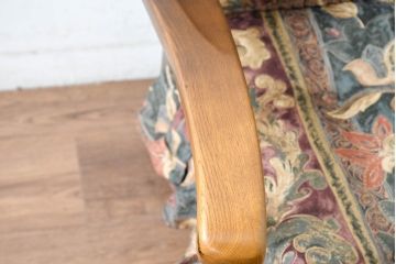 中古　超美品　展示品　使用感ほぼなし　飛騨産業　キツツキ　穂高シリーズ　美しい花柄が際立つ2人掛けソファ(2P、二人掛け、リビングチェア、アームソファ)(定価約24万円)(R-084324)