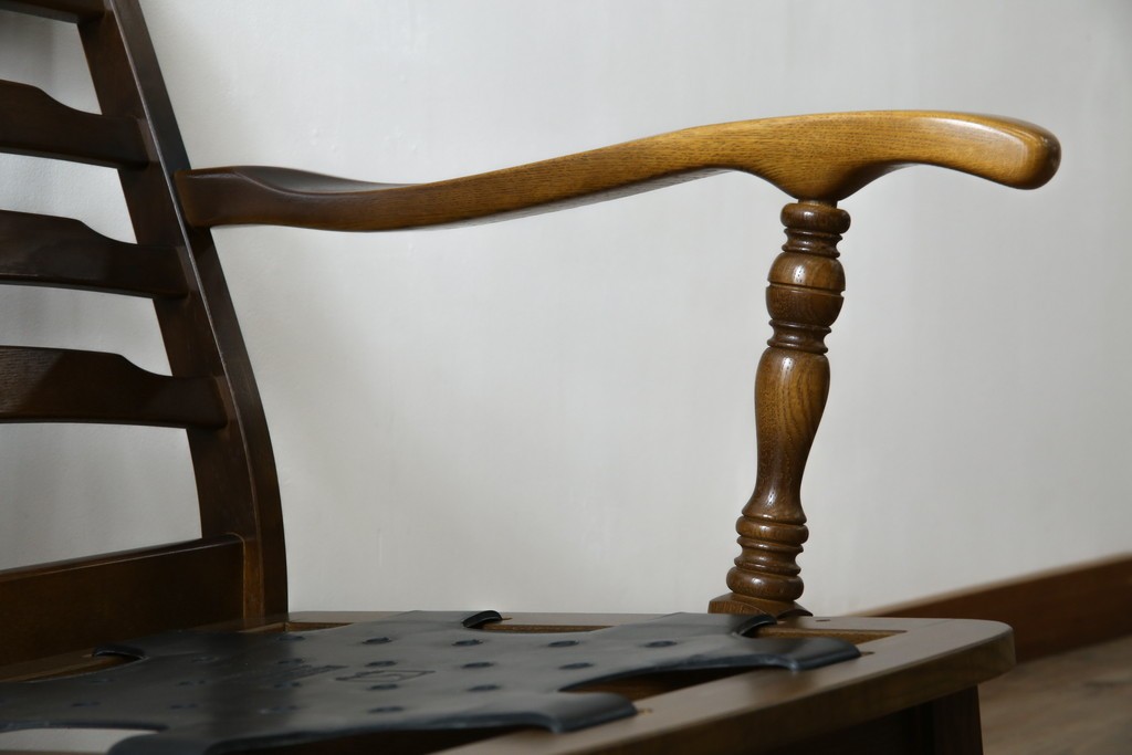 中古　超美品　展示品　使用感ほぼなし　飛騨産業　キツツキ　穂高シリーズ　美しい花柄が際立つ2人掛けソファ　定価約24万円　(R-084324)