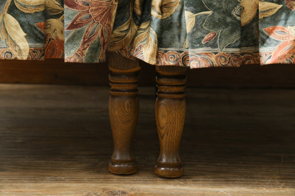 中古　超美品　展示品　使用感ほぼなし　飛騨産業　キツツキ　穂高シリーズ　美しい花柄が際立つ2人掛けソファ　定価約24万円　(R-084324)