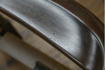 中古　超美品　展示品　使用感ほぼなし　飛騨産業　キツツキ　穂高シリーズ　美しい花柄が際立つ2人掛けソファ　定価約24万円　(R-084324)