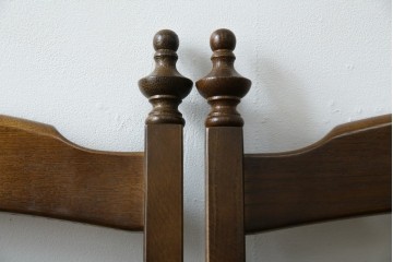 中古　超美品　展示品　使用感ほぼなし　飛騨産業　キツツキ　穂高シリーズ　美しい花柄が際立つ2人掛けソファ　定価約24万円　(R-084324)