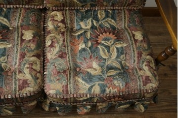 中古　超美品　展示品　使用感ほぼなし　飛騨産業　キツツキ　穂高シリーズ　美しい花柄が際立つ2人掛けソファ　定価約24万円　(R-084324)