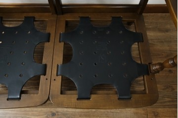 中古　超美品　展示品　使用感ほぼなし　飛騨産業　キツツキ　穂高シリーズ　美しい花柄が際立つ2人掛けソファ　定価約24万円　(R-084324)