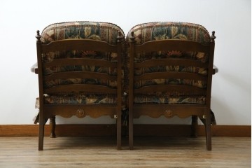 中古　超美品　展示品　使用感ほぼなし　飛騨産業　キツツキ　穂高シリーズ　美しい花柄が際立つ2人掛けソファ　定価約24万円　(R-084324)