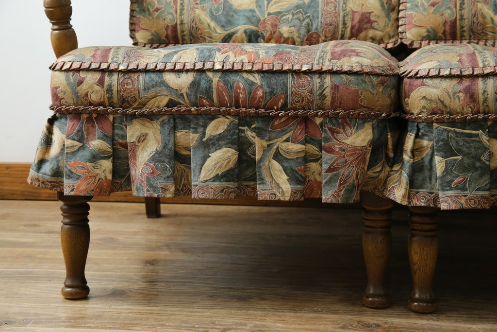 中古　超美品　展示品　使用感ほぼなし　飛騨産業　キツツキ　穂高シリーズ　美しい花柄が際立つ2人掛けソファ　定価約24万円　(R-084324)