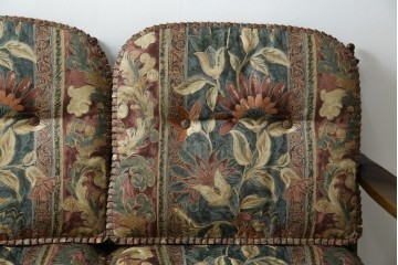 中古　超美品　展示品　使用感ほぼなし　飛騨産業　キツツキ　穂高シリーズ　美しい花柄が際立つ2人掛けソファ　定価約24万円　(R-084324)