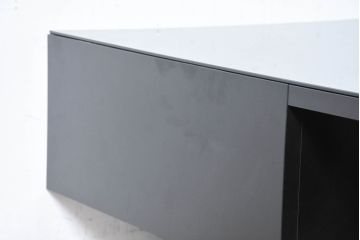 中古　美品　IDC大塚家具　リカルド 115　シンプルながらも洗練されたデザインがモダンな印象を与えるセンターテーブル(ローテーブル、リビングテーブル、座卓)(定価約20万円)(R-084325)
