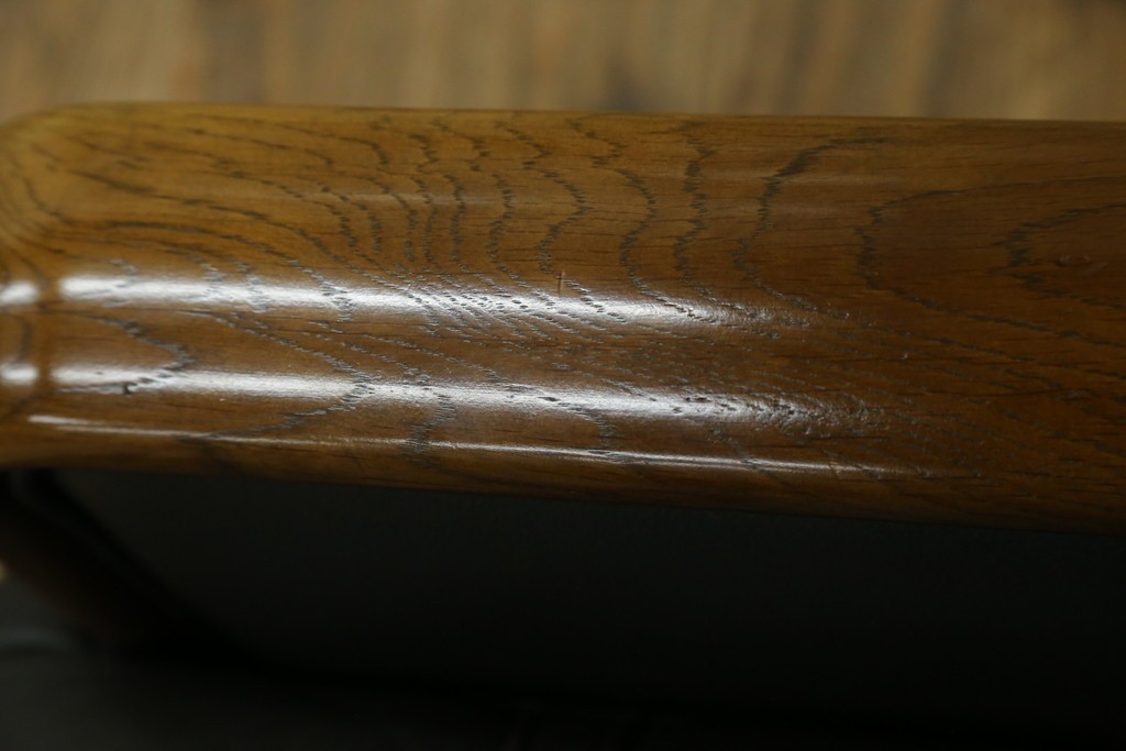 中古　カリモク家具(karimoku)　WSシリーズ　コンパクトサイズ　本革(レザー)　重厚感と快適さを兼ね備えた一人掛けソファ　定価12万円　(R-084326)