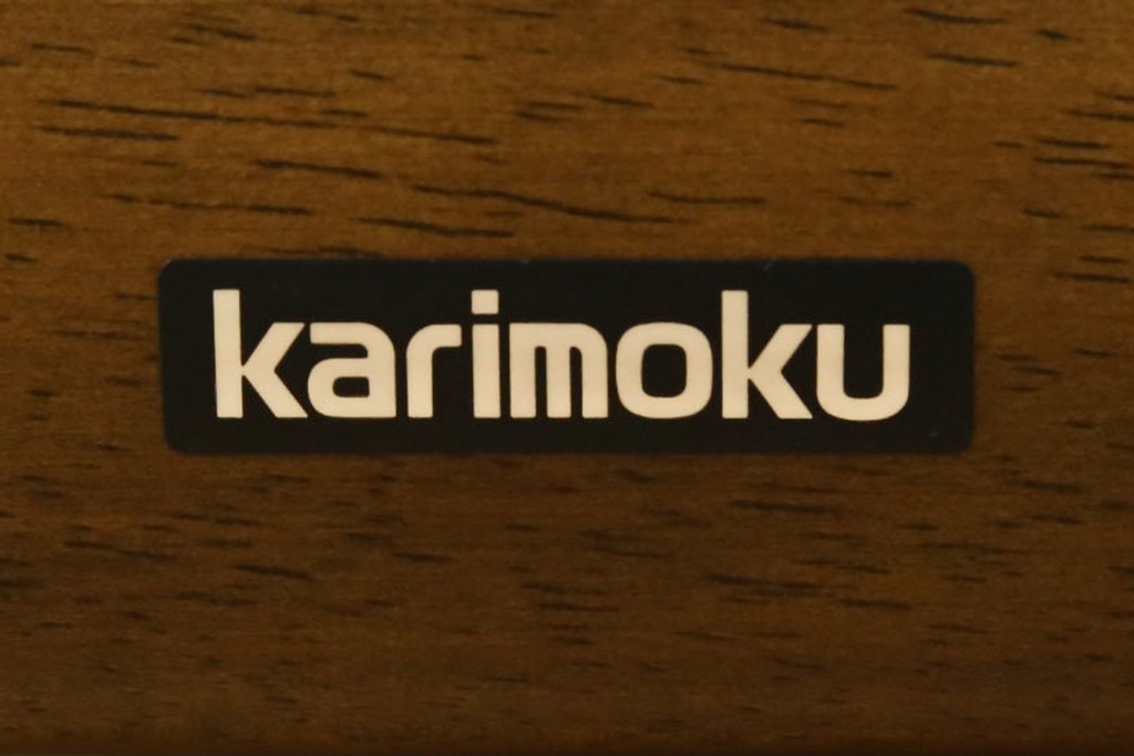 中古　カリモク家具(karimoku)　WSシリーズ　コンパクトサイズ　本革(レザー)　重厚感と快適さを兼ね備えた一人掛けソファ　定価12万円　(R-084326)