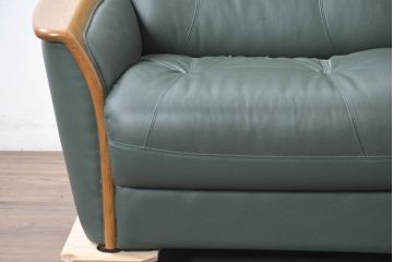 中古　美品!!　浜本工芸　ロングセラー　ベストセラーモデル　1800　くつろぎの時間におすすめ!どっしりとした存在感のある2人掛けレザーソファ(2P、本革、2人掛けソファ、二人掛け、ラブソファ)(定価約21万円)(R-084327)