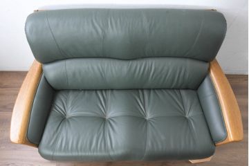 中古　美品!!　浜本工芸　ロングセラー　ベストセラーモデル　1800　くつろぎの時間におすすめ!どっしりとした存在感のある2人掛けレザーソファ(2P、本革、2人掛けソファ、二人掛け、ラブソファ)(定価約21万円)(R-084327)