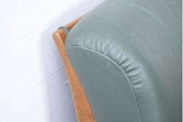 中古　美品!!　浜本工芸　ロングセラー　ベストセラーモデル　1800　くつろぎの時間におすすめ!どっしりとした存在感のある2人掛けレザーソファ(2P、本革、2人掛けソファ、二人掛け、ラブソファ)(定価約21万円)(R-084327)