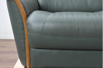 中古　美品!!　浜本工芸　ロングセラー　ベストセラーモデル　1800　くつろぎの時間におすすめ!どっしりとした存在感のある2人掛けレザーソファ(2P、本革、2人掛けソファ、二人掛け、ラブソファ)(定価約21万円)(R-084327)