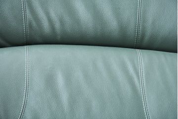 中古　美品!!　浜本工芸　ロングセラー　ベストセラーモデル　1800　くつろぎの時間におすすめ!どっしりとした存在感のある2人掛けレザーソファ(2P、本革、2人掛けソファ、二人掛け、ラブソファ)(定価約21万円)(R-084327)