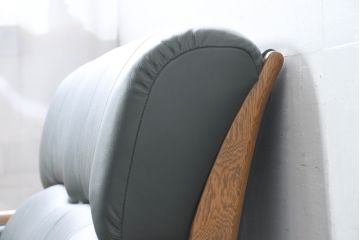 中古　美品!!　浜本工芸　ロングセラー　ベストセラーモデル　1800　くつろぎの時間におすすめ!どっしりとした存在感のある2人掛けレザーソファ(2P、本革、2人掛けソファ、二人掛け、ラブソファ)(定価約21万円)(R-084327)