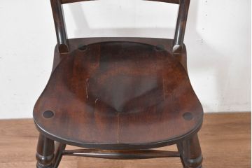 中古　松本民芸家具　#49型Aワイコムチェア　落ち着いた色味と滑らかな質感が美しいダイニングチェア(アームレスチェア、板座チェア、椅子、イス)(定価約11万円)(R-084328)