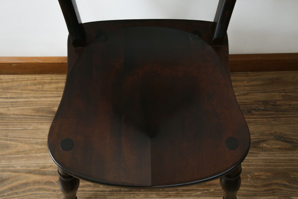 中古　松本民芸家具　#49型Aワイコムチェア　落ち着いた色味と滑らかな質感が美しいダイニングチェア　定価約11万円　(R-084328)