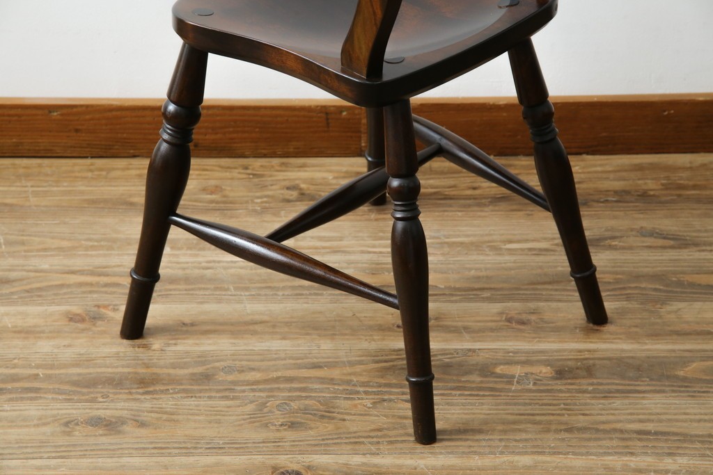 中古　松本民芸家具　#49型Aワイコムチェア　落ち着いた色味と滑らかな質感が美しいダイニングチェア　定価約11万円　(R-084328)