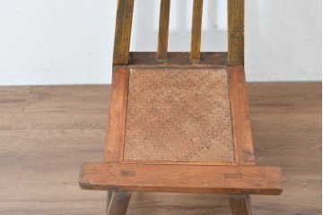 ジャンク品　中国アンティーク　民芸の趣　籐座面　二本縦桟のハイバックチャイナチェア　(R-084329)