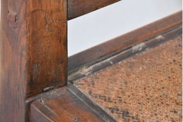 中国アンティーク　民芸の趣　籐座面　二本縦桟のチャイナチェア　(R-084331)