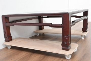 和製ビンテージ　美品　花梨(カリン)材　コンパクトでお部屋に取り入れやすい彫刻入りの座卓(ローテーブル、センターテーブル、リビングテーブル、ヴィンテージ)(R-084334)
