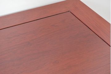 中古　美品　花梨(カリン)材ならではの赤褐色が美しい彫刻入りの座卓(ローテーブル、センターテーブル、リビングテーブル)(R-084336)