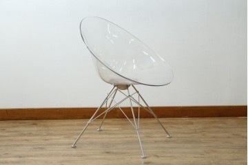 中古　イタリア　カルテル(Kartell)　エロエス(ERO|S|)　身体を包み込むようなフォルムが魅力のチェア(定価約9万円)　(R-084338)