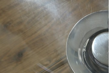 中古　イタリア　カルテル(Kartell)　エロエス(ERO|S|)　身体を包み込むようなフォルムが魅力のチェア(定価約9万円)　(R-084338)
