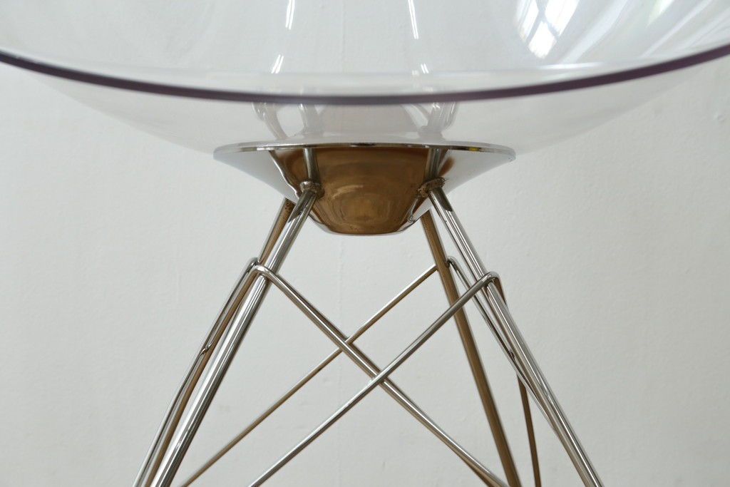 中古　イタリア　カルテル(Kartell)　エロエス(ERO|S|)　身体を包み込むようなフォルムが魅力のチェア(定価約9万円)　(R-084338)