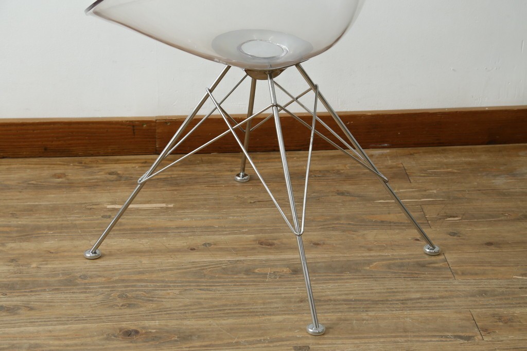 中古　イタリア　カルテル(Kartell)　エロエス(ERO|S|)　身体を包み込むようなフォルムが魅力のチェア(定価約9万円)　(R-084338)