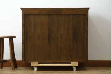 中古　美品　国産職人手作り　アンティーク調　作りの良い民芸キャビネット　(R-084340)