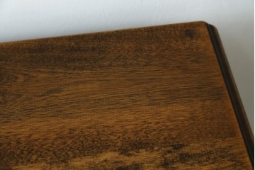 中古　美品　国産職人手作り　アンティーク調　作りの良い脚付き民芸キャビネット　(R-084341)