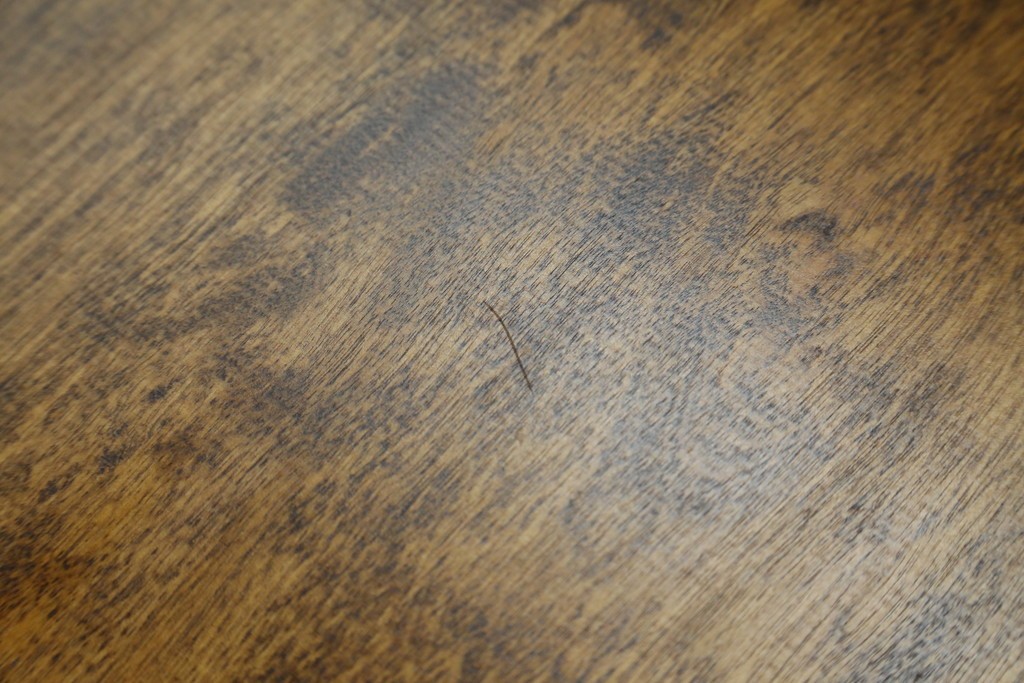 中古　美品　国産職人手作り　アンティーク調　作りの良い脚付き民芸キャビネット　(R-084341)