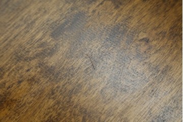中古　美品　国産職人手作り　アンティーク調　作りの良い脚付き民芸キャビネット　(R-084341)