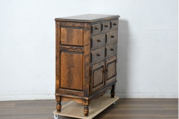 中古　美品　国産職人手作り　アンティーク調　作りの良い脚付き民芸キャビネット・下段(収納棚、戸棚、サイドキャビネット、引き出し、サイドチェスト)(R-084341)