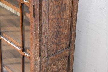 和製アンティーク　大正ロマン　良作　ナラ材　脚(台輪)付きリメイク　凝ったデザインのサイドキャビネット(食器棚、カップボード、収納棚、戸棚、本箱、ブックケース、書棚、本棚)(R-084343)